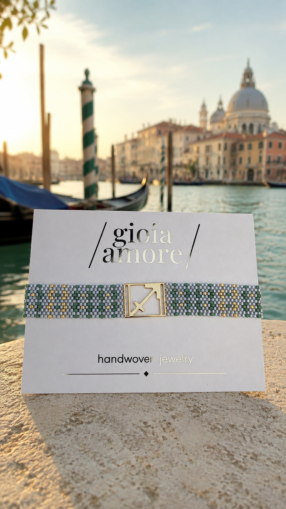 Brățară Miyuki personalizată VENICE, în nuanțe de verde mentă, gri-argintiu și albastru pal, cu zodia Săgetător